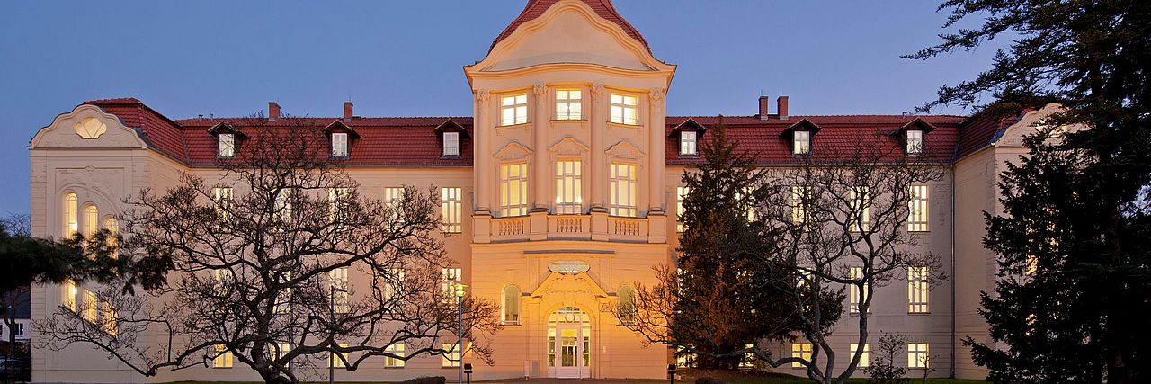 DRK Generalsekretariat (Rittberg-Haus) in Berlin - Lichterfelde